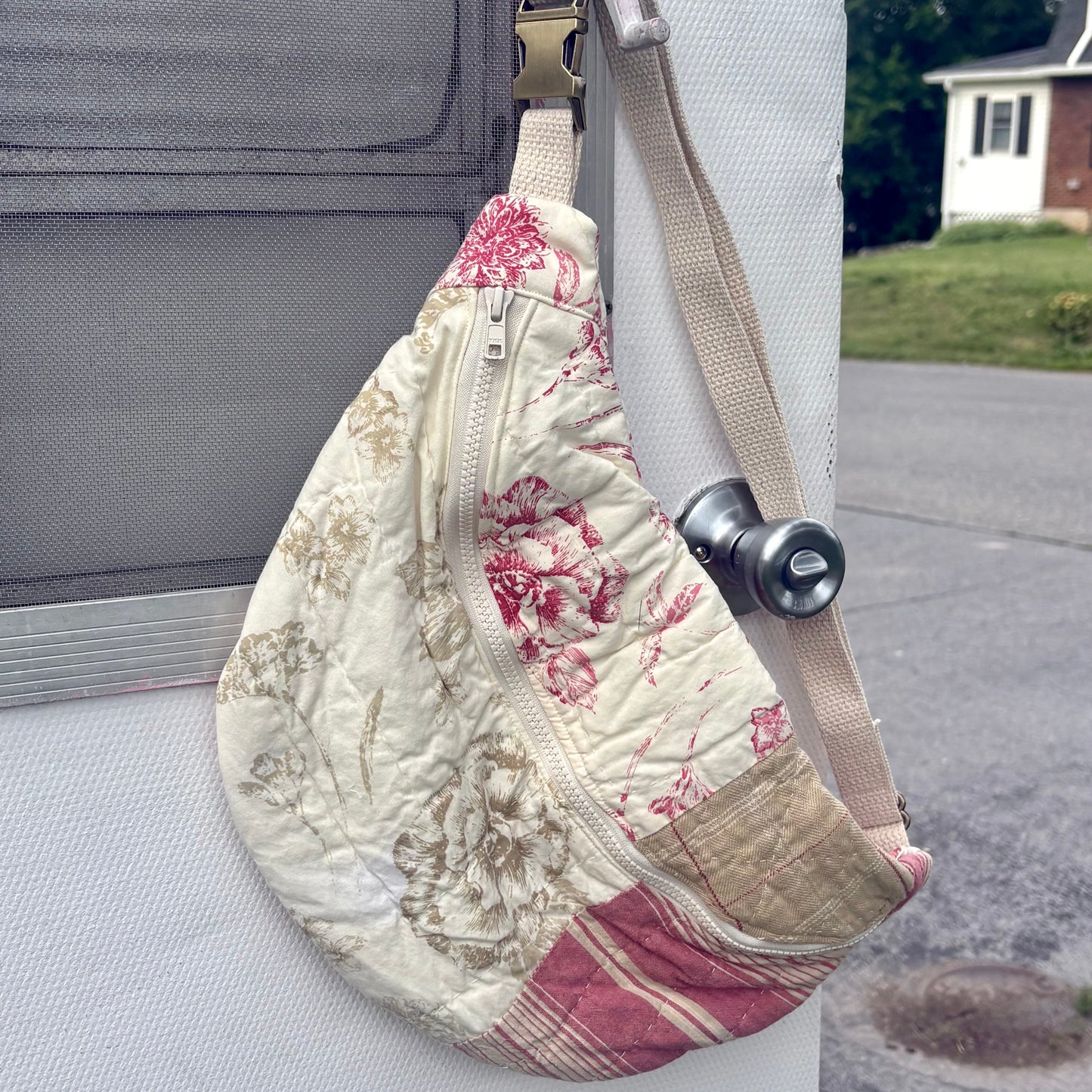 Fanny Pack- Cream and Red Patchy Quilt