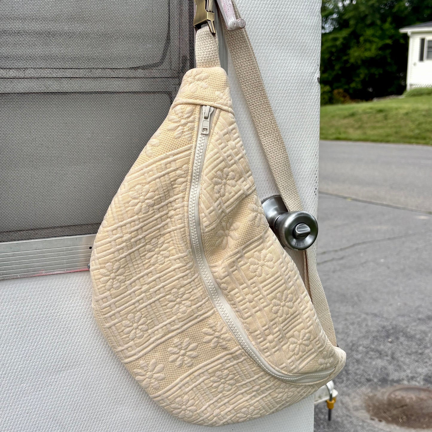 Fanny Pack- Butter Yellow Floral