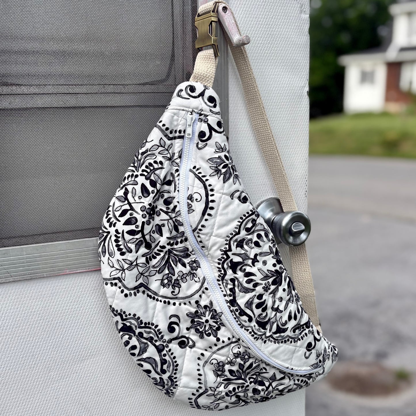Fanny Pack- Quilted Black and White Design