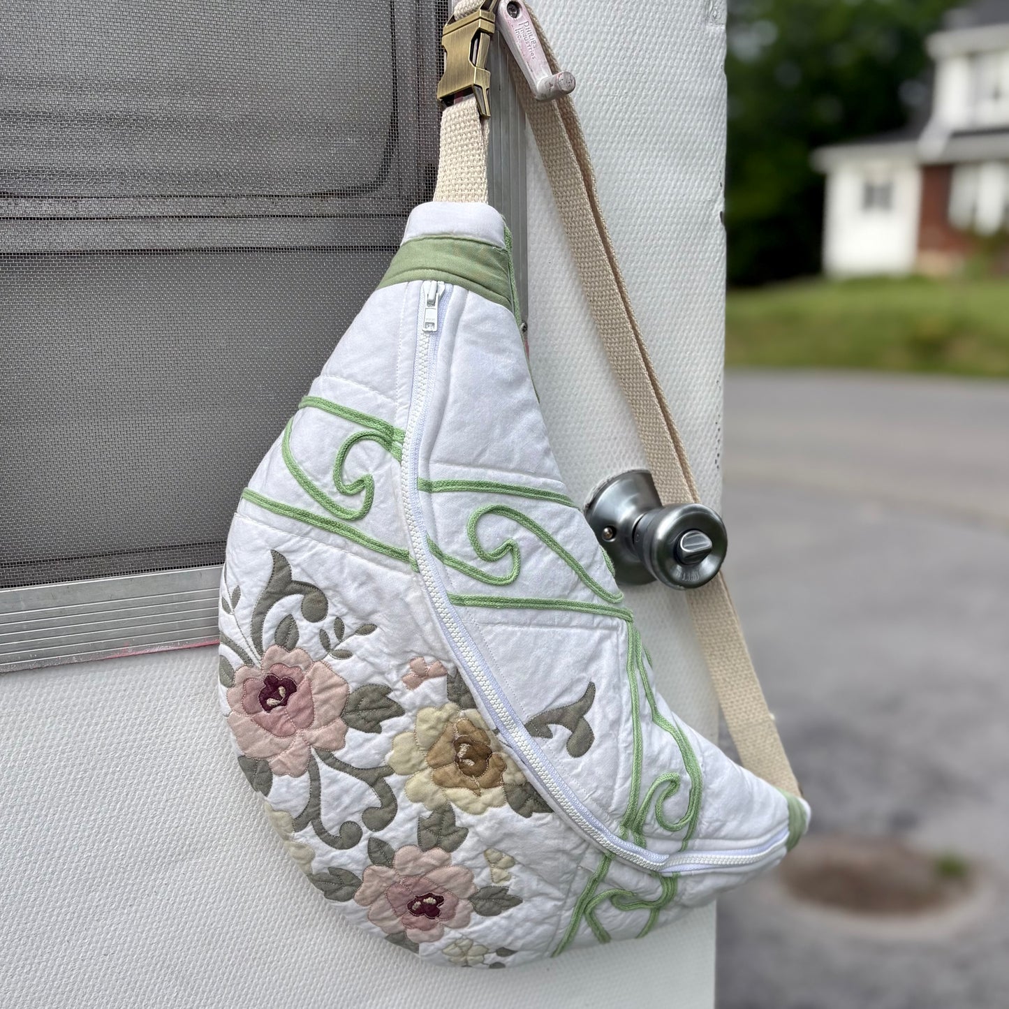 Fanny Pack- Green Detailed Floral