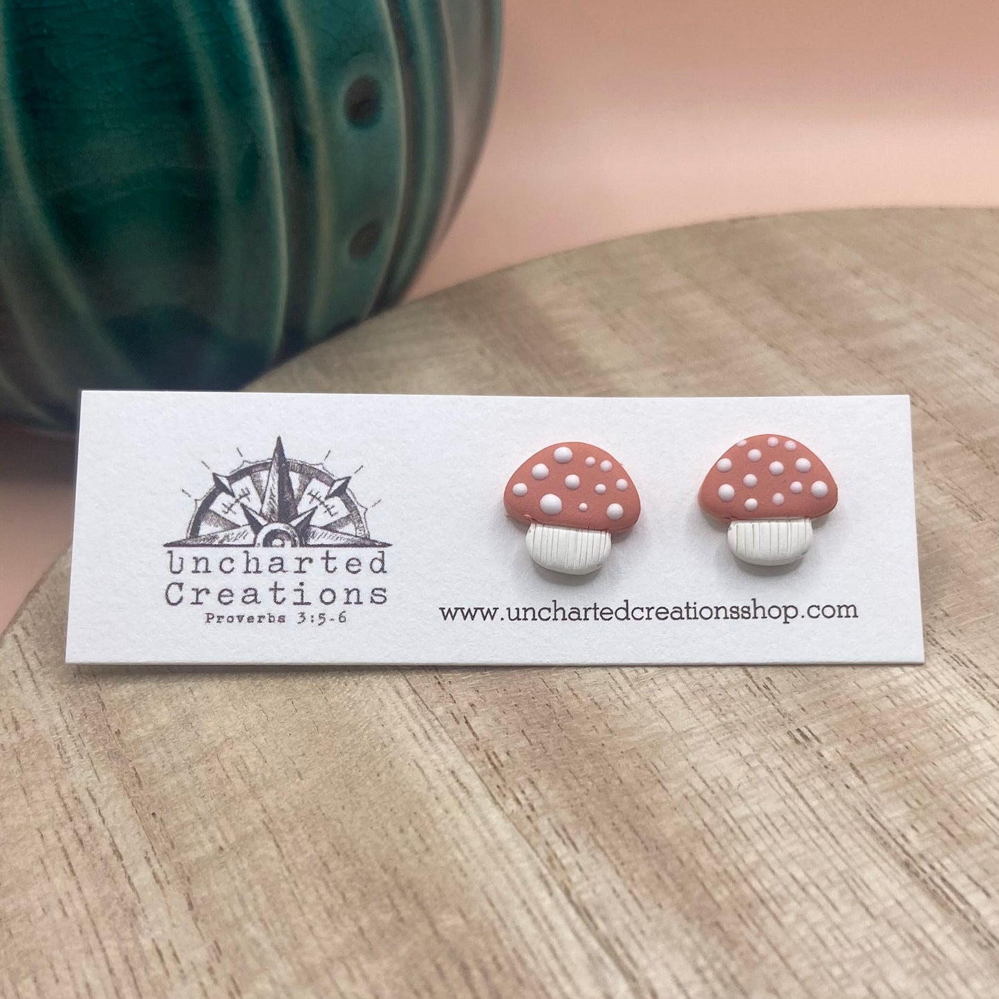 Stud- Coral Mushie