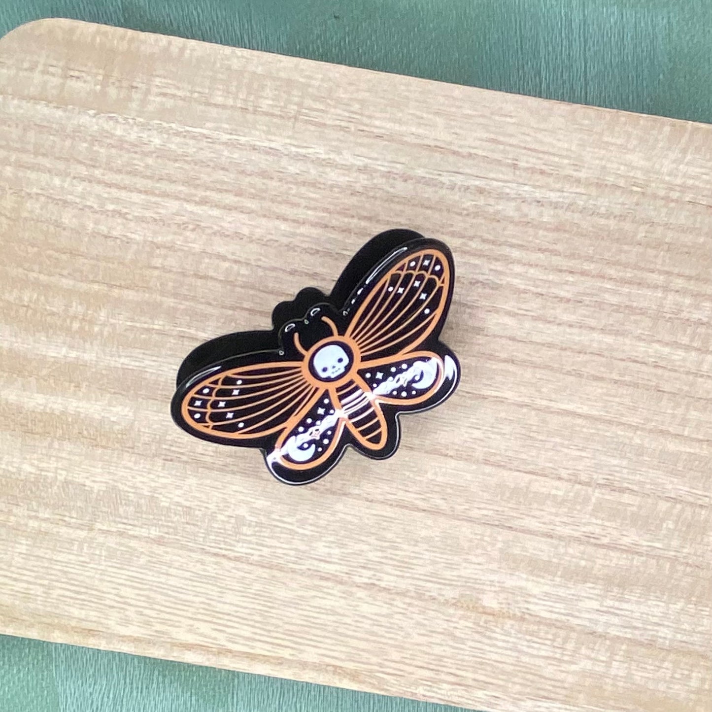 Claw Clip- Death Moth