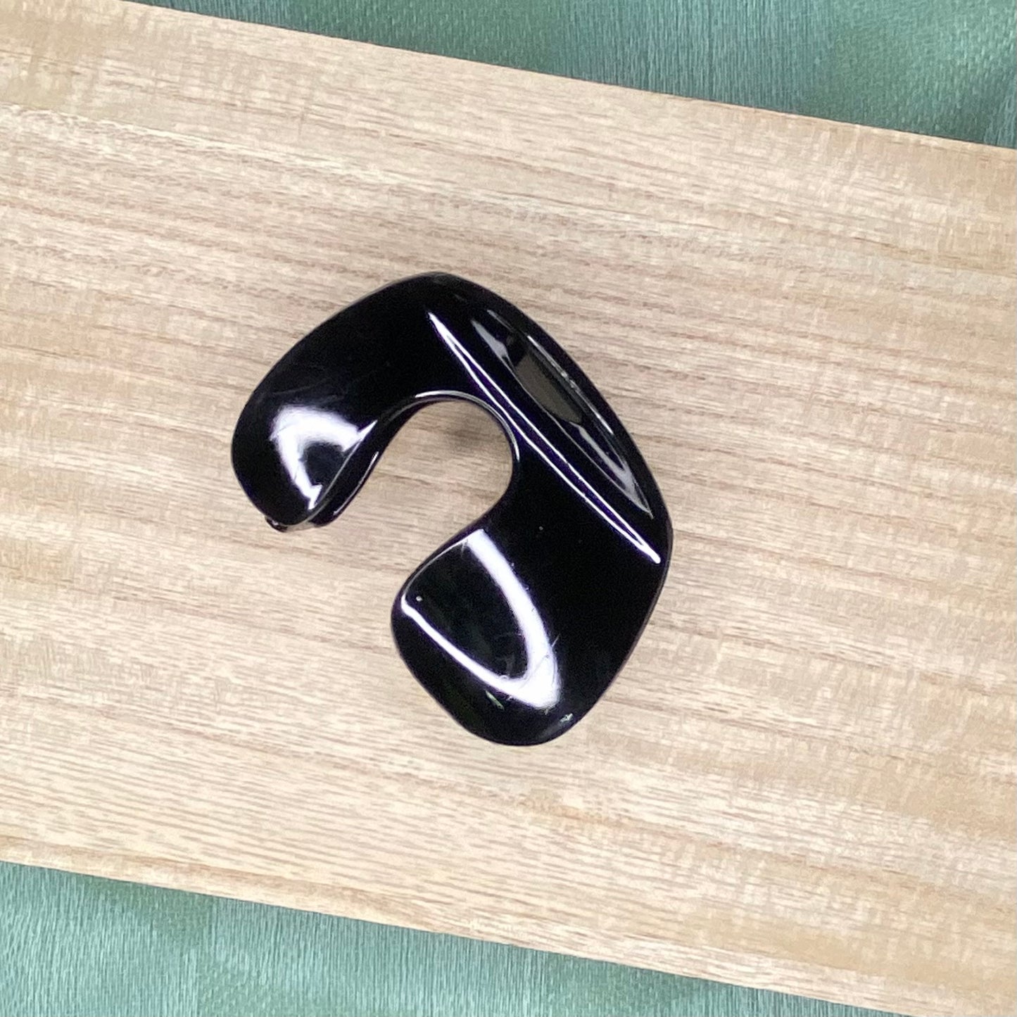 Claw Clip- Simple Elegant