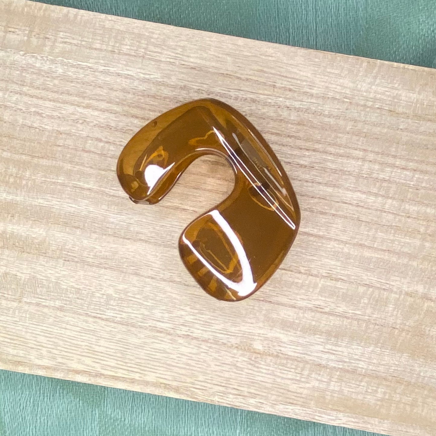 Claw Clip- Simple Elegant