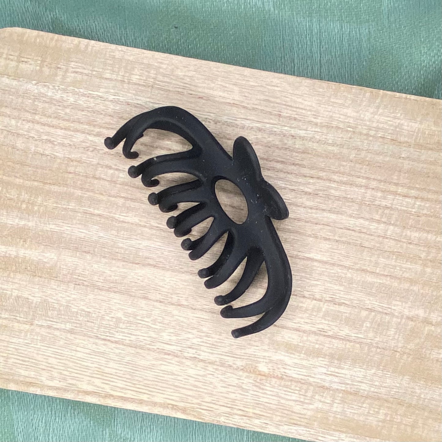 Claw Clip- Large Butterfly Clip- Black, Chocolate, Champagne