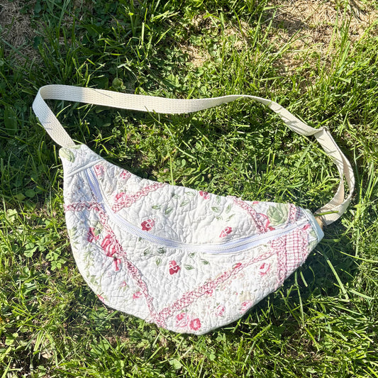 Fanny Pack- Quilted Red and White Floral