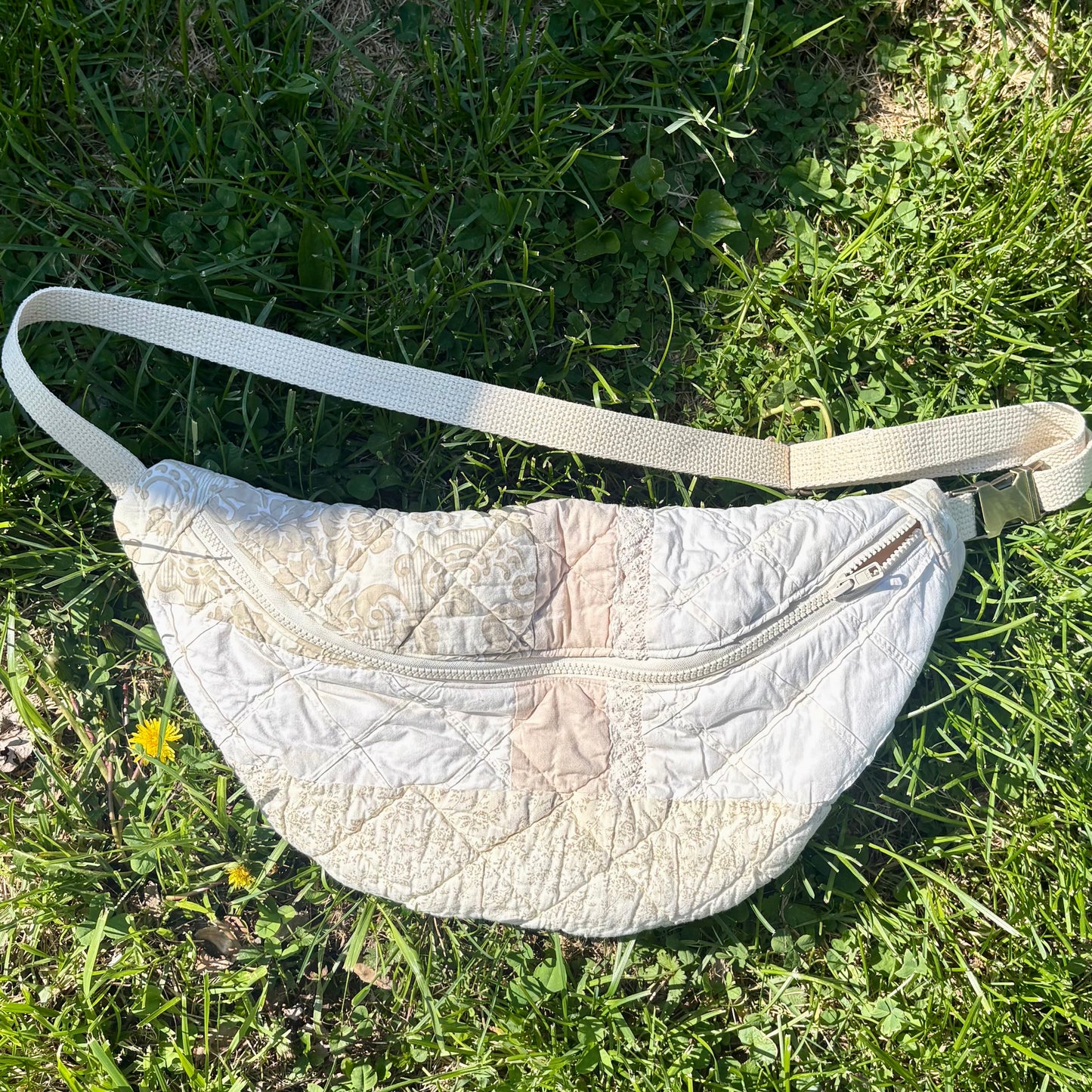 Fanny Pack- Cream Quilt