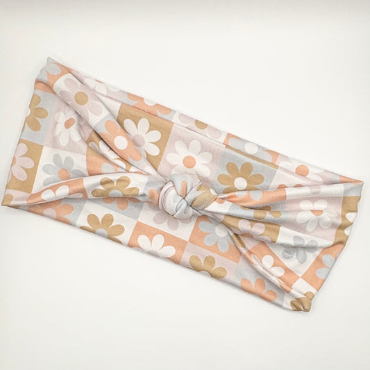Knot- Muted Checker Floral