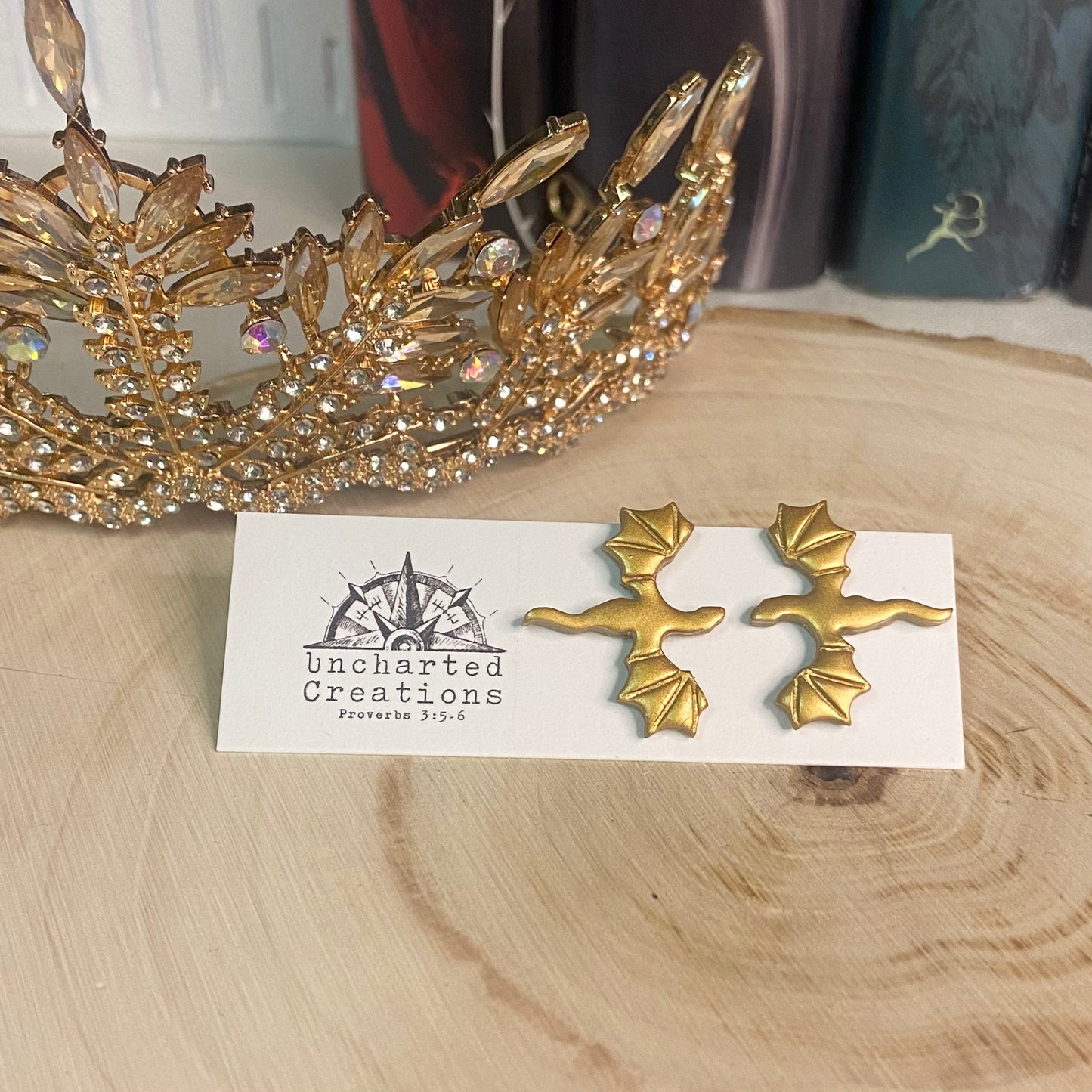 Stud- Gold Dragon