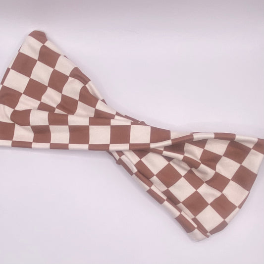 Twistedwide- Chocolate Brown Checker