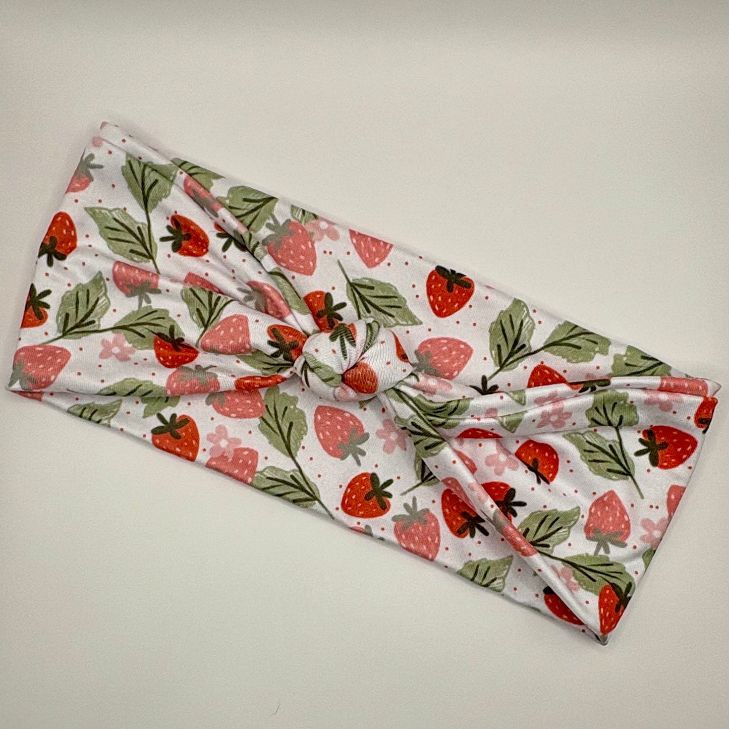 Knot- Strawberry Field