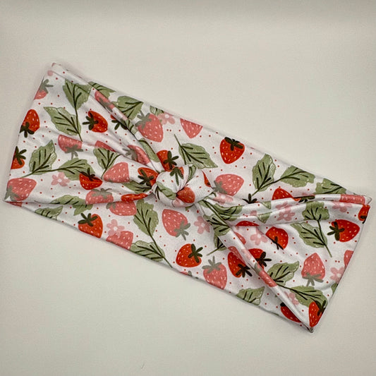 Knot- Strawberry Field